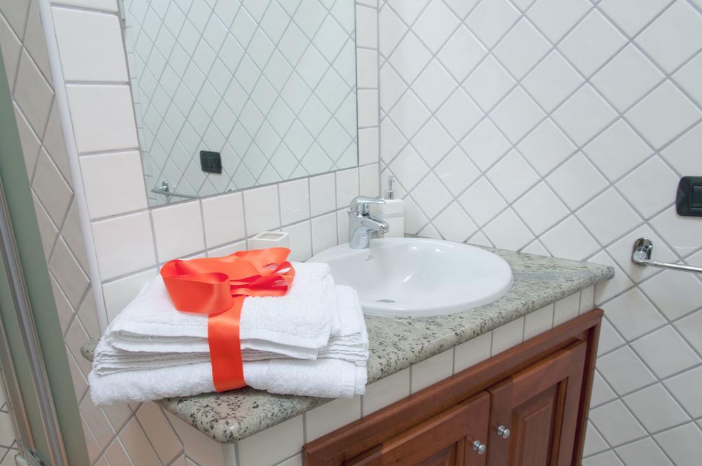 נואורו B&B Le Fresie חדר תמונה